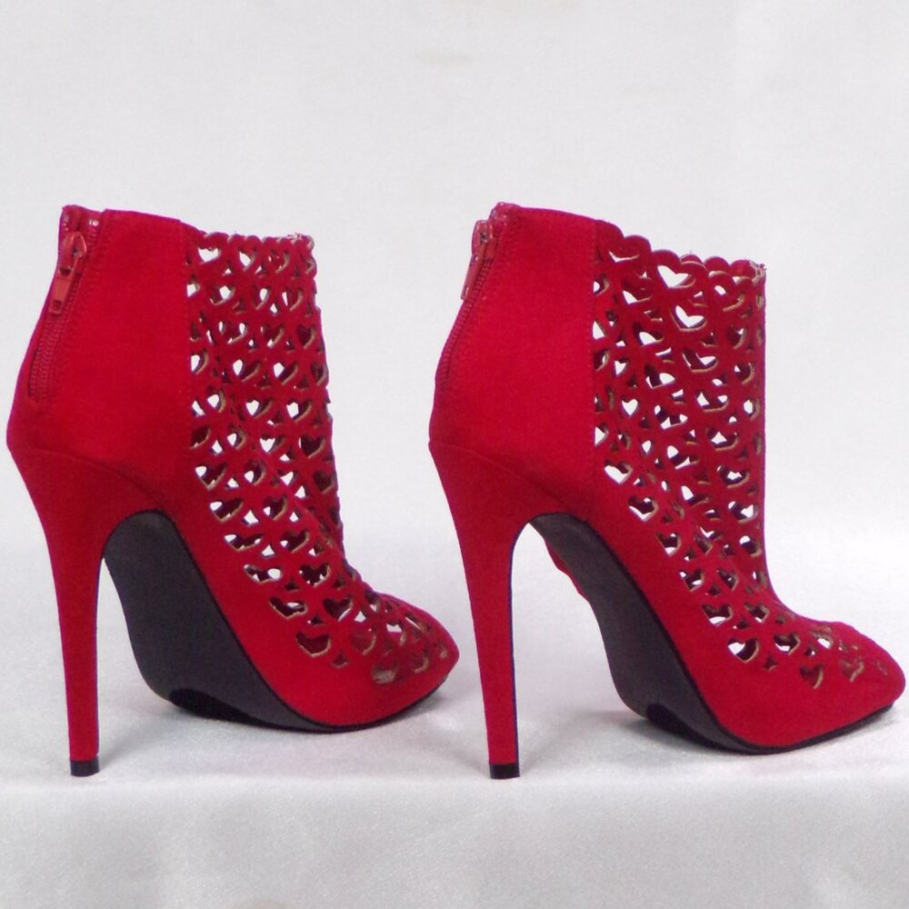MADISON BY SHOEDAZZLE size 7 red faux-suede ultra-high-heel ankle booties - Picture 9 of 16